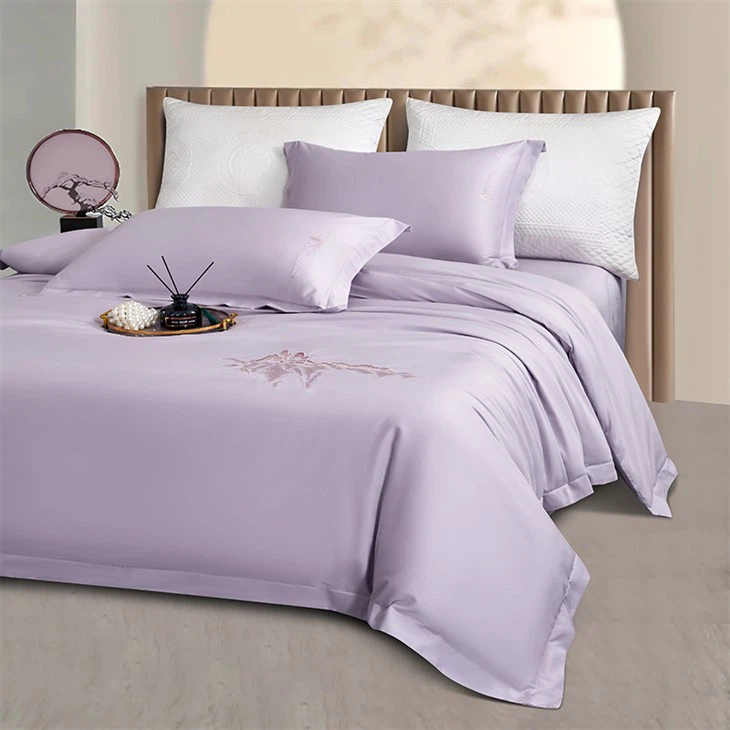 Embroidered Four-piece Bedding Set high quality